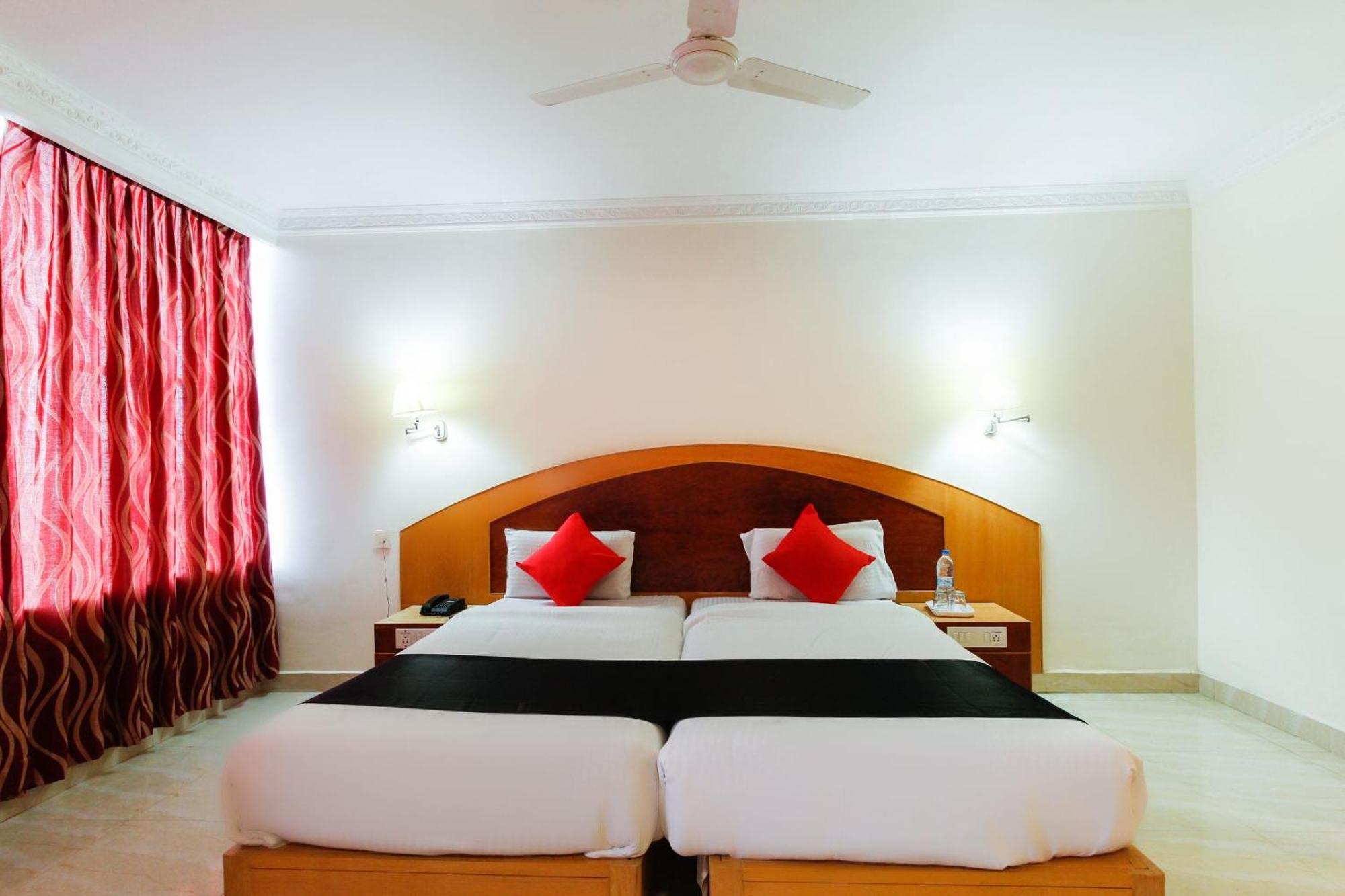 Collection O King's Royal Palace Tirunelveli